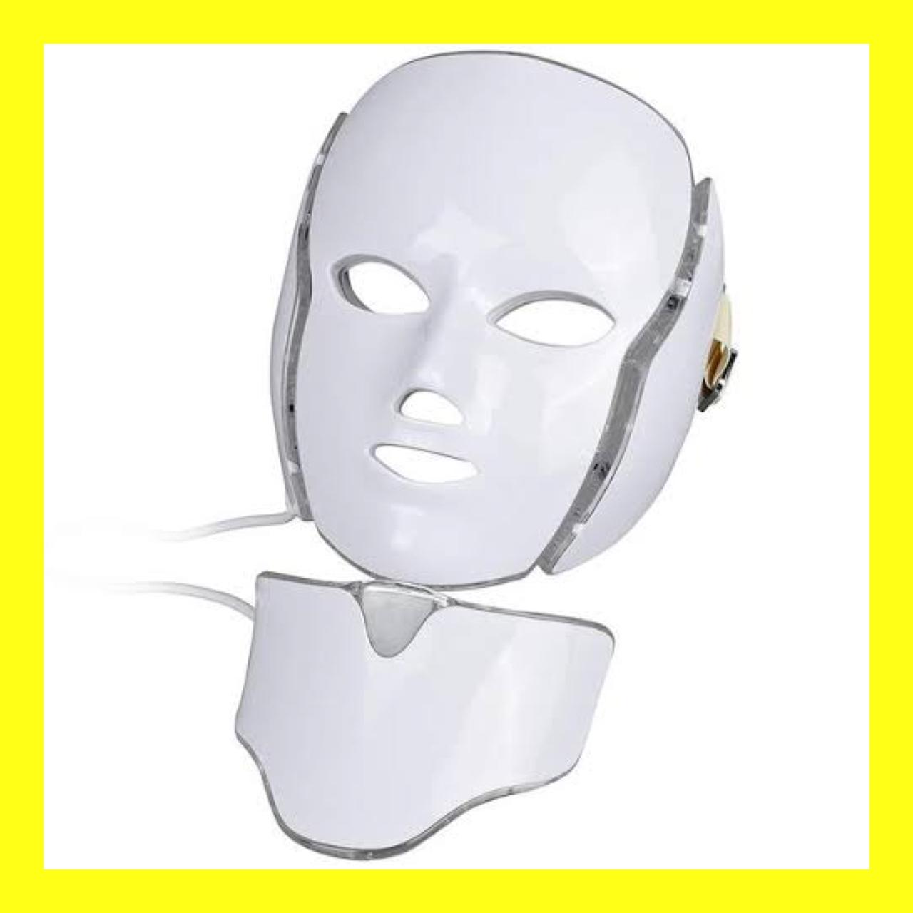 Led mask. Led маска Dermalight. OLED маска. Маска lipomed face 842 косметологическая.