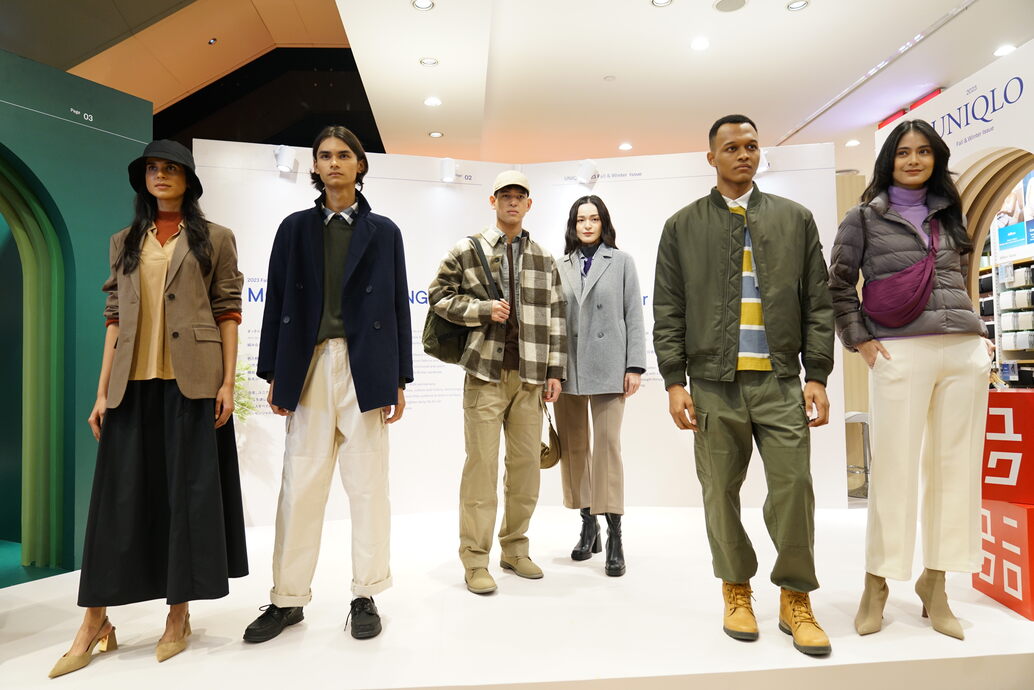 Inspirasi Gaya Layering dari Koleksi UNIQLO Fall/Winter 2023